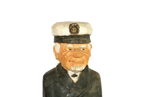 RB Tragubbe – Sjokapten traskulptur snidad sailor detalj ansikte