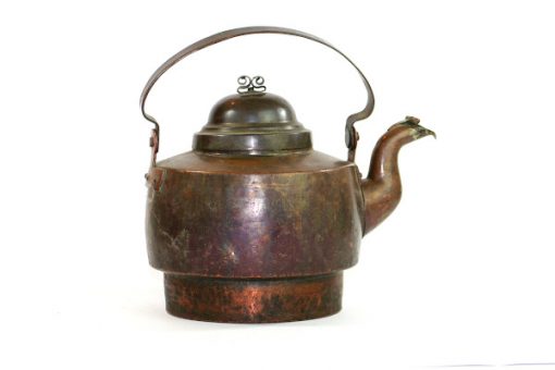 Kopparpanna antik – Kaffepetter med piplock och nitar