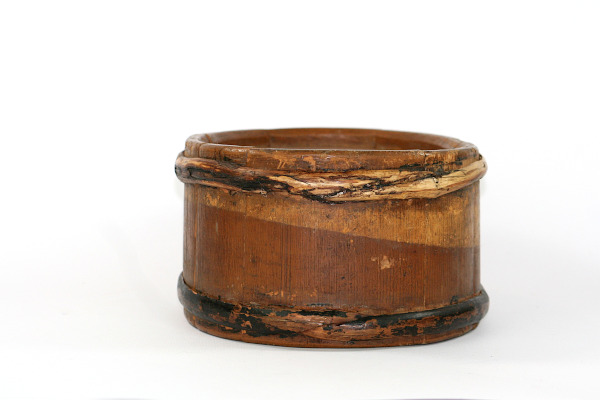 IWSO brannvins-stanka kagge bomarke antik 1800-tal undersida