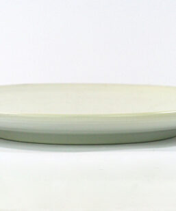 Nittsjo Keramik fat 285-T - Stort rent benvitt keramikfat liggande profil