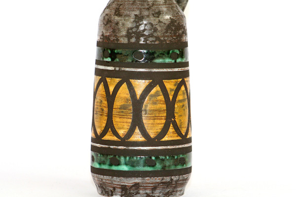 Bilden visar Strehla Keramik 998 vas – Fat Lava 1960-tal GDR detalj glasyr