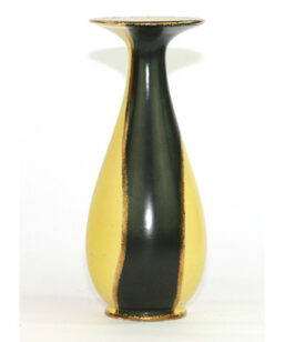 Bilden visa Ü-Keramik vas Überlacker svart, gul och guld etikett svart sida