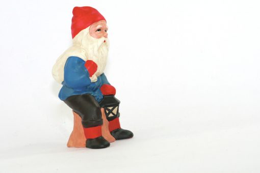 Bilden visar Tomte figurin med lykta och säck av keramik sida 1