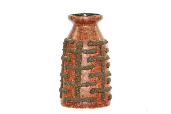 Bilden visar Strehla Keramik 1227 Fat Lava vas - Trendig 1970s helhet
