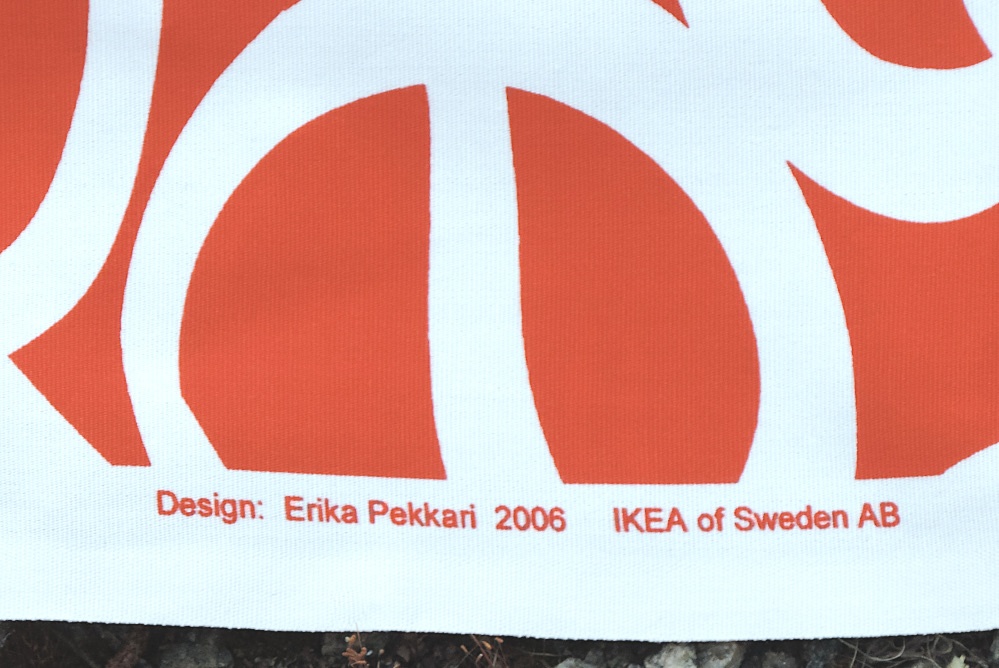 Bilden visar Tryckt bomullstyg – Erika Pekkari 'Katrin' IKEA 2006 stämpel
