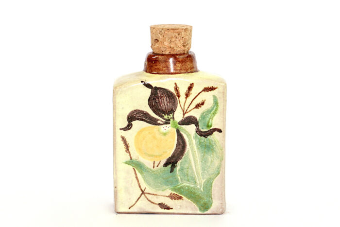 Elsi Bourelius krus flaska med orkidé.